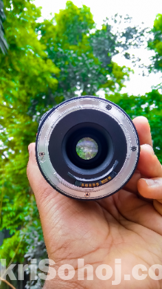 Canon 70-300mm zoom Lens